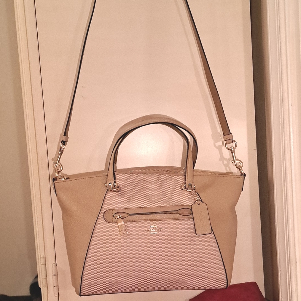 NEW Coach Prairie       Tan/Cream Satchel and Crossbody - Picture 8 of 15